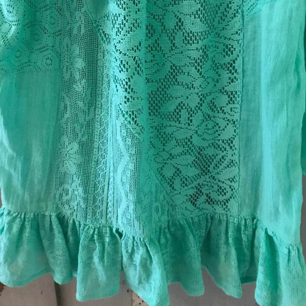 Ladies top/Young threads - Picture 6 of 8